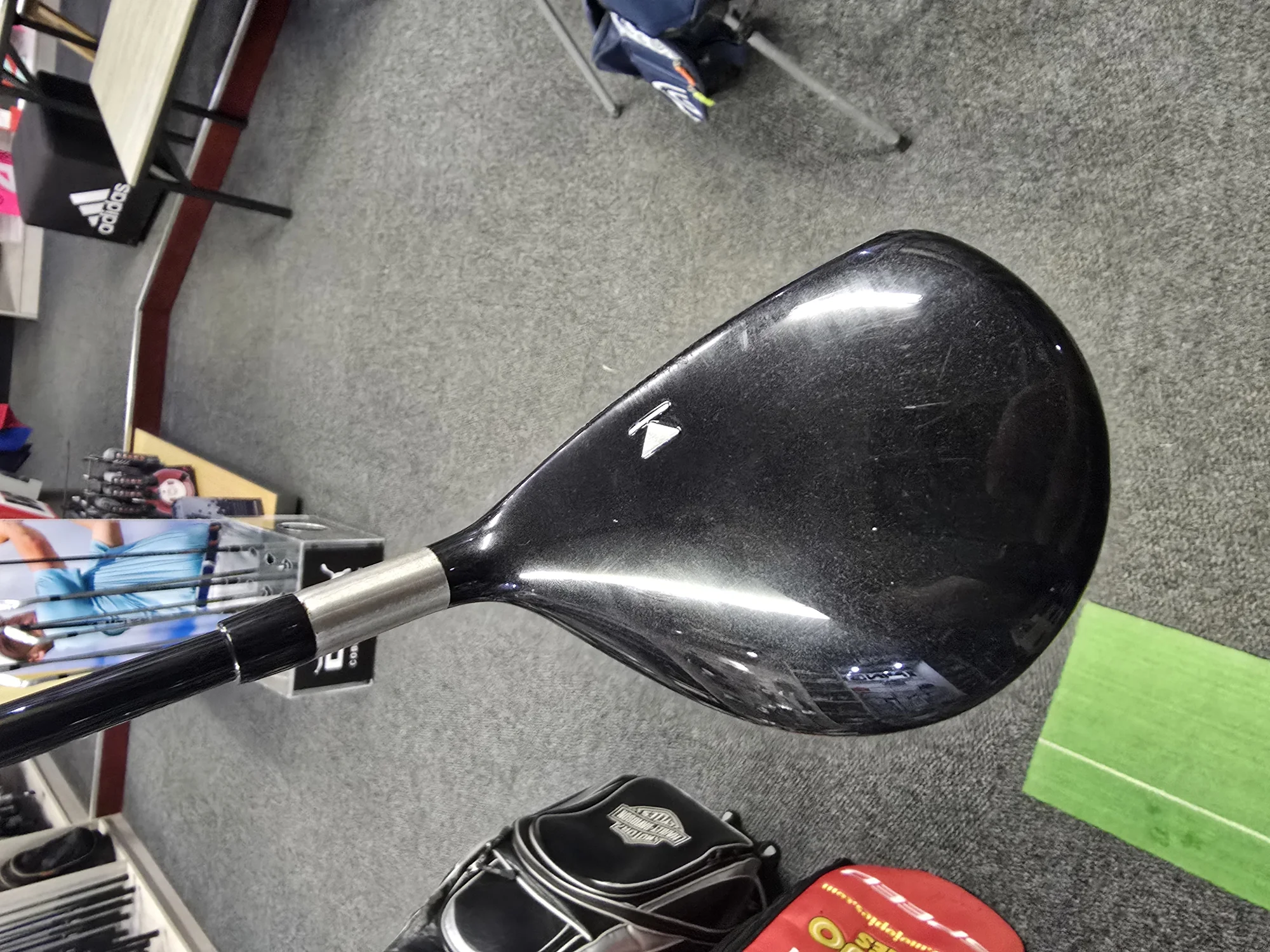 Titleist 909 F2 3 wood  18.5° Stiff shaft