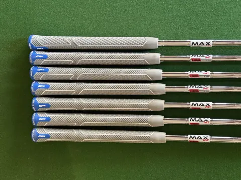 KBS MAX MT R85 Regular Iron Shafts 4-PW + Golf Pride CPX Jumbo Grips