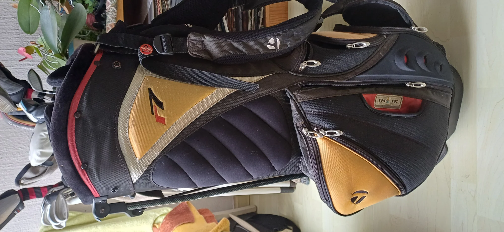 Taylormade r7 stand bag
