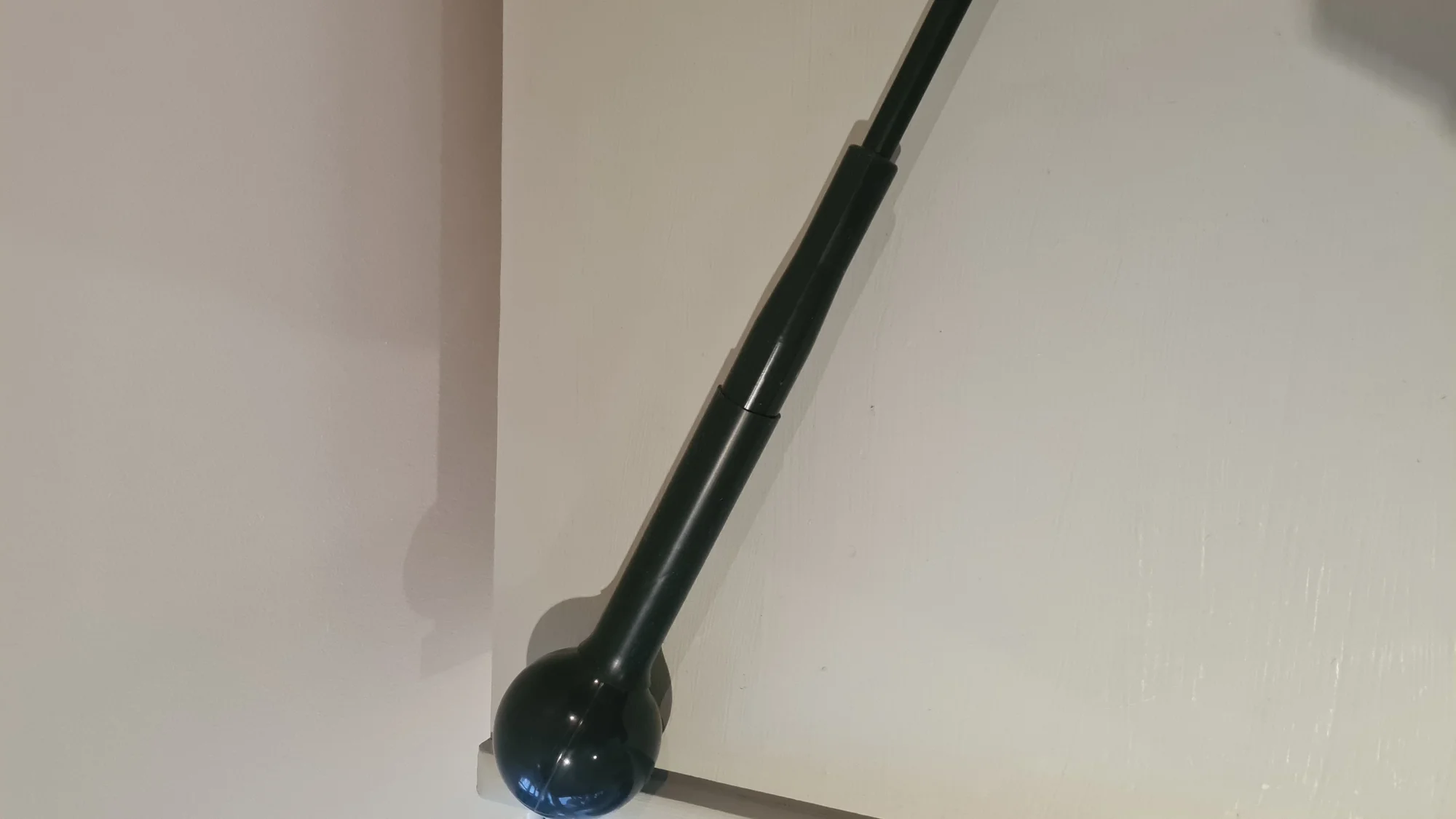 Golf Swing Training Aid with Formed Grip